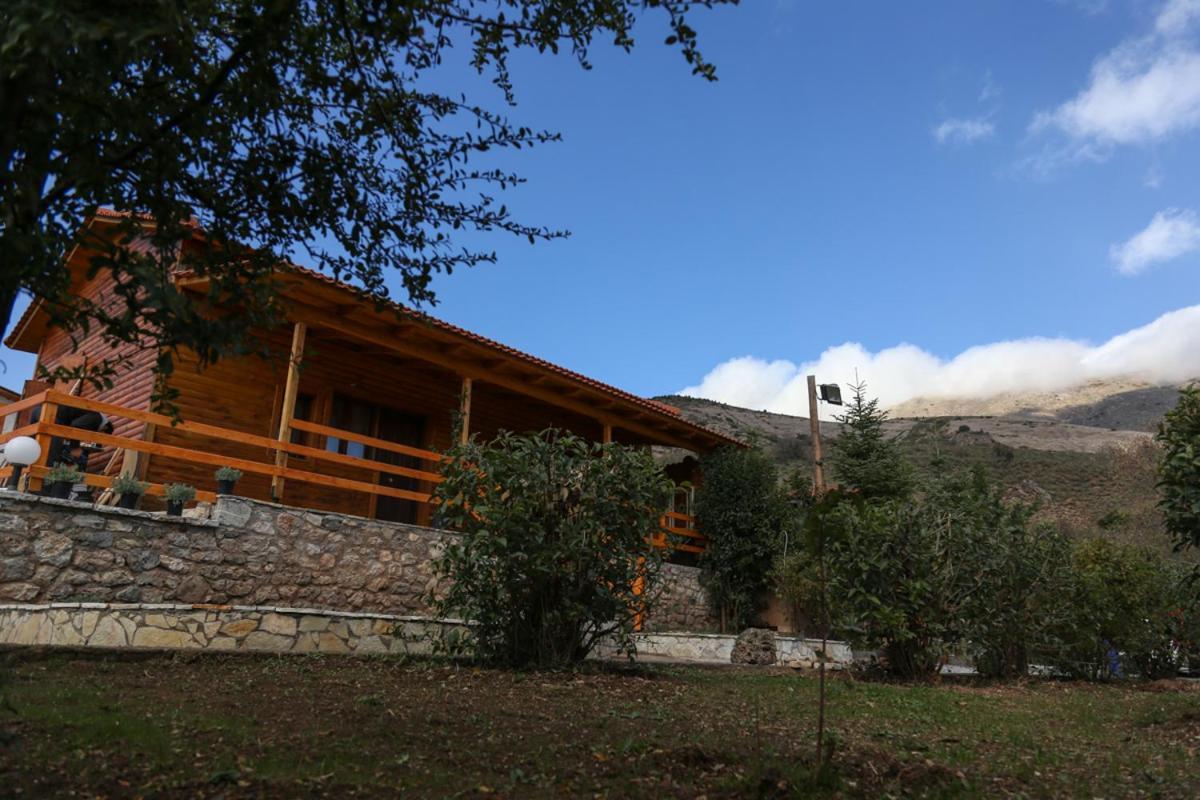 Orias Guesthouse & Farm Kalavryta Exterior photo